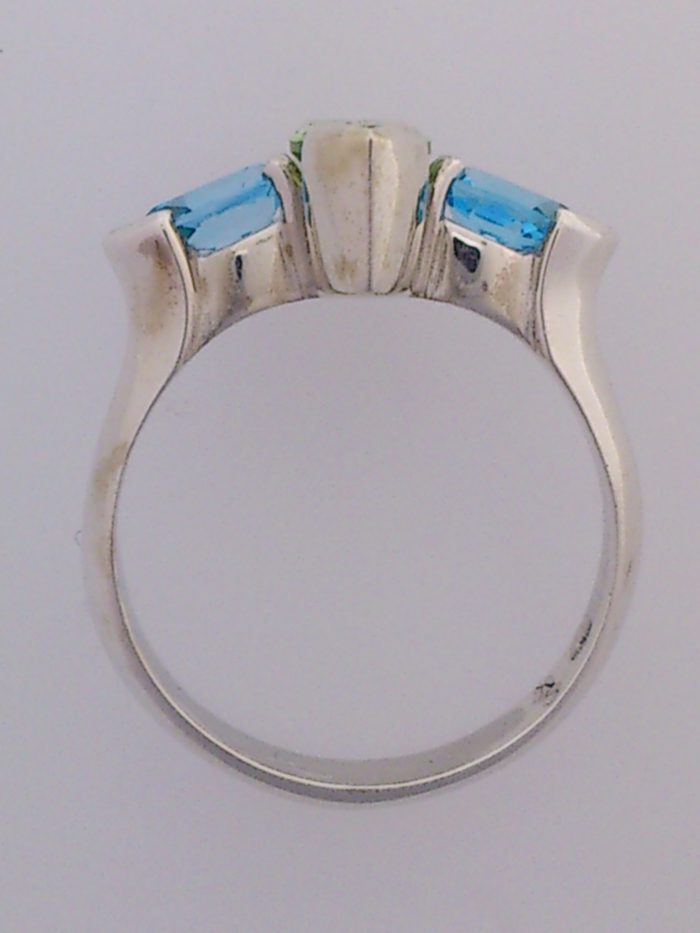 Peridot & Topaz Silver Ring - Image 4