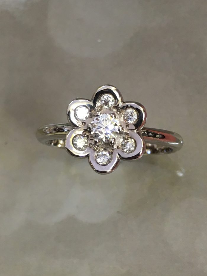 Diamond Petal Ring - Image 3