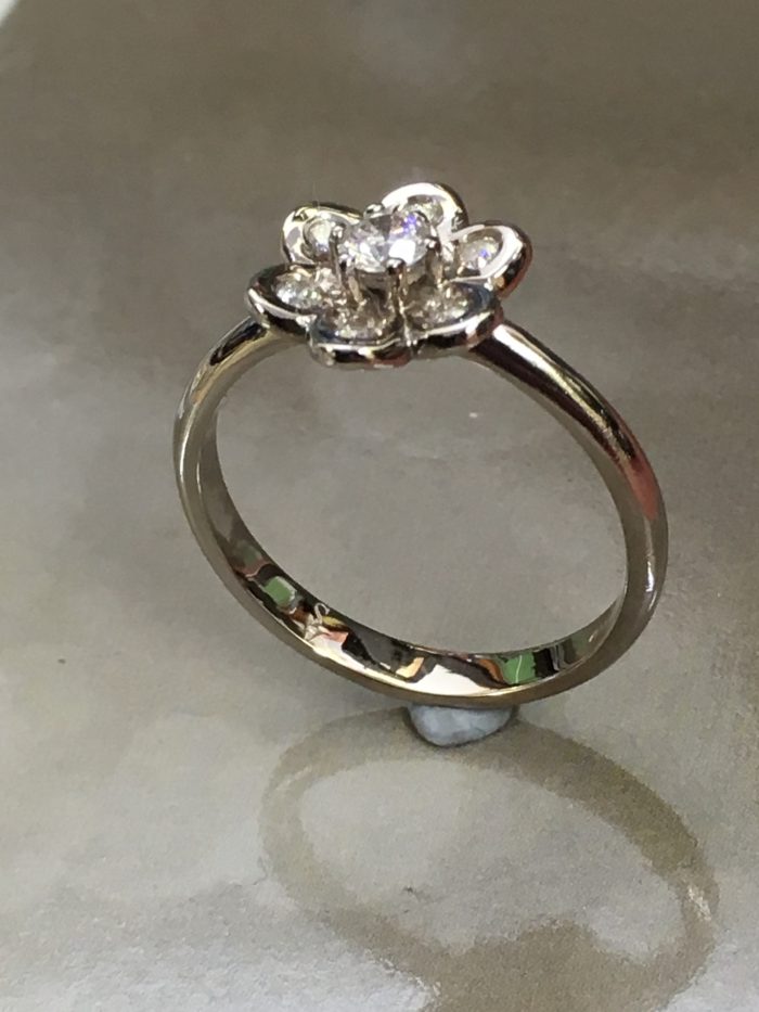 Diamond Petal Ring - Image 2