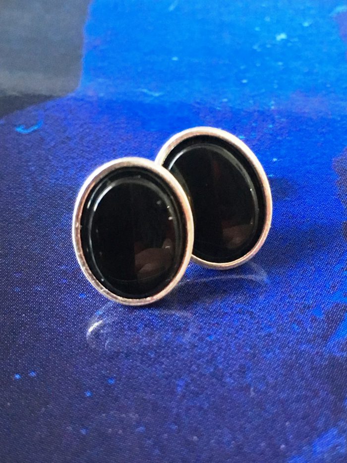 Oval Onyx Studs
