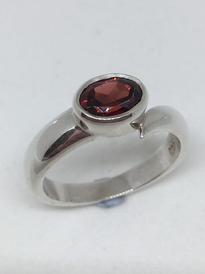 Silver Garnet Dress Ring - Image 2