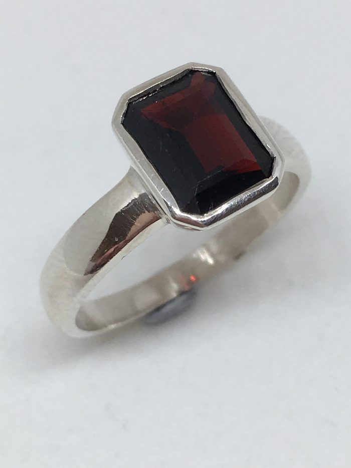 Silver Garnet Ring