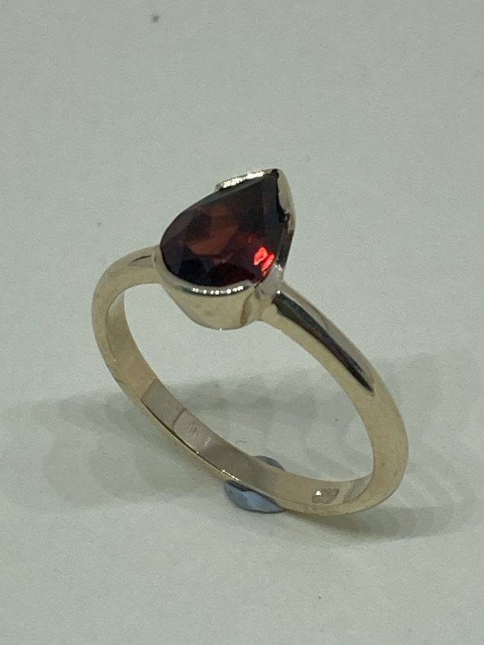 Pear Garnet ring