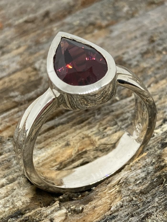 Pear Garnet Ring