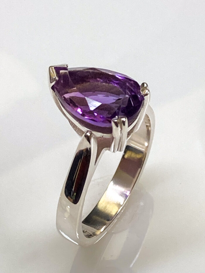 Pear Amethyst Ring - Image 2