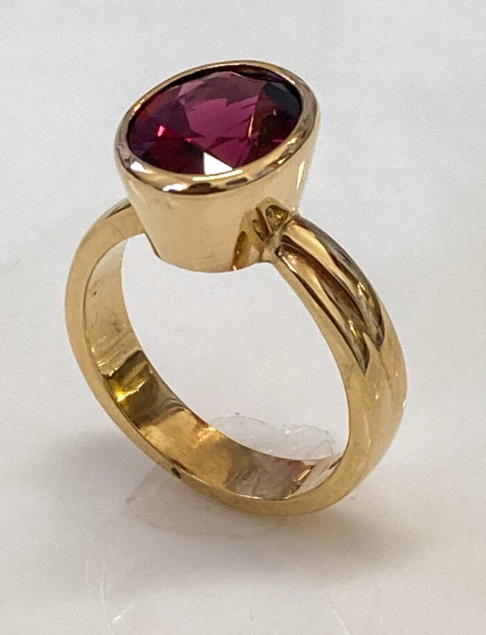 Rhodolite Garnet Ring - Image 2