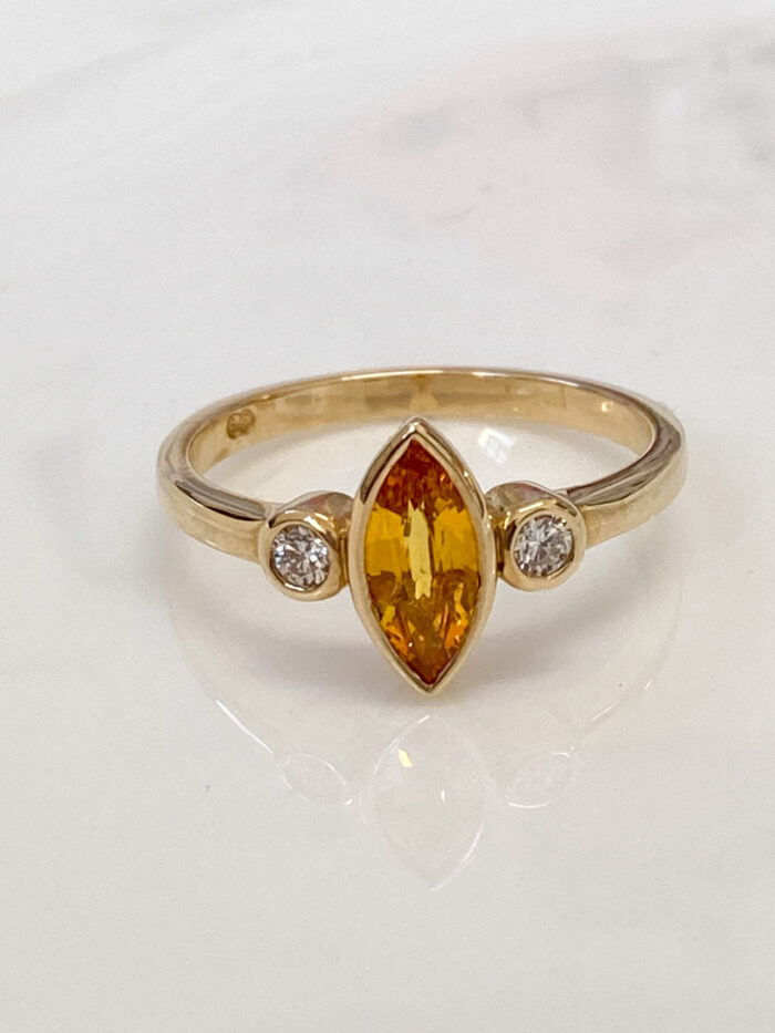 Yellow Sapphire & Diamond Ring - Image 3