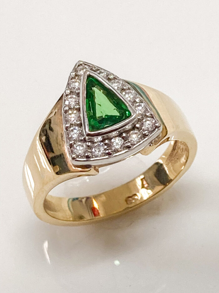 Tsavorite & Diamond Ring