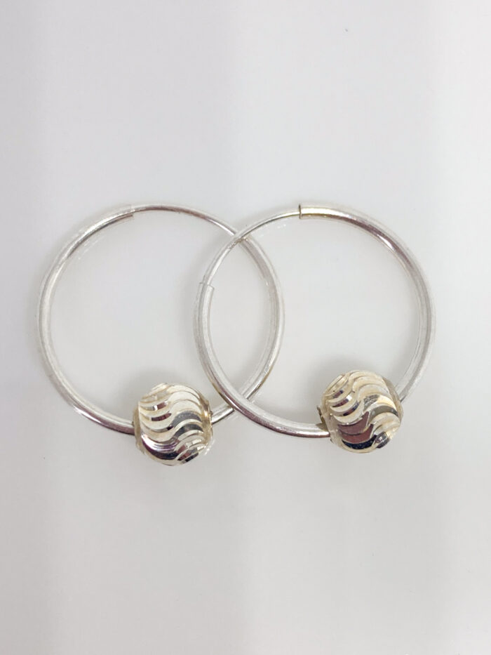 Hoops with Patterned Bead