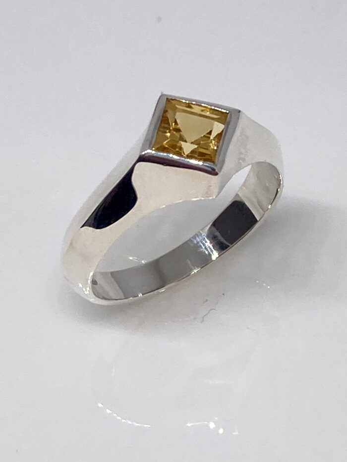 Square Citrine Ring - Image 2